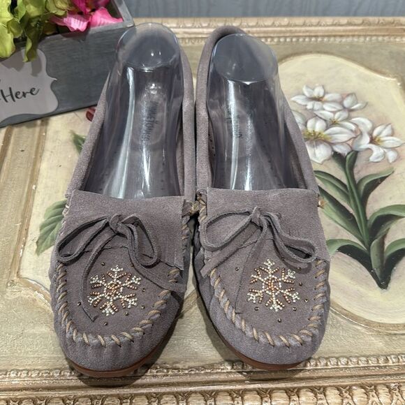 Minnetonka Moko Kobayashi Hand Beaded Snowflake Moccasins Limited Edition New 11 - Picture 6 of 14